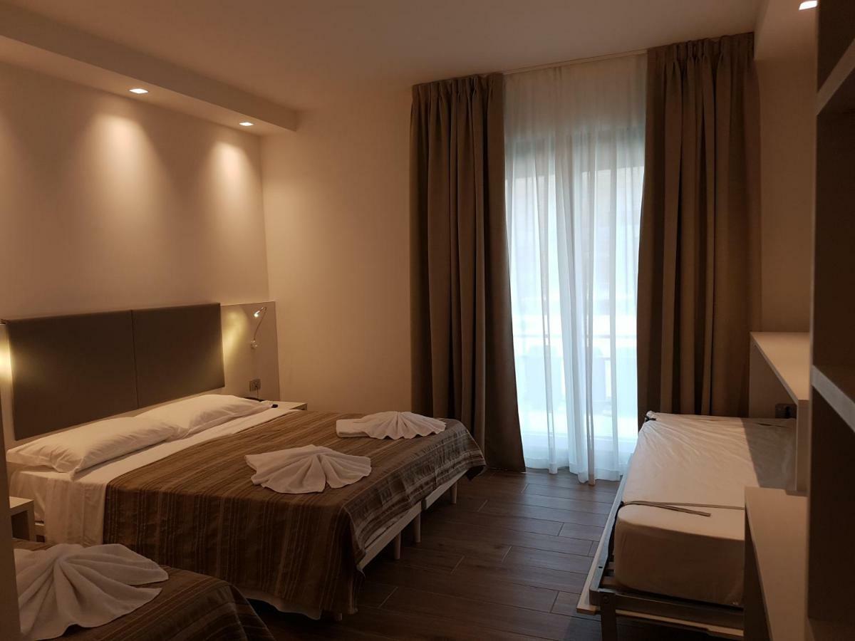Hotel Aldebaran Lido di Jesolo Zewnętrze zdjęcie